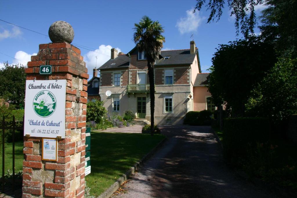 Chambres D'Hotes Du Chalet De Caharet Pipriac Eksteriør bilde